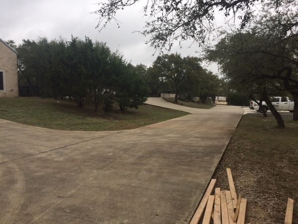 30665 US Highway 281 N, Bulverde, TX 78163